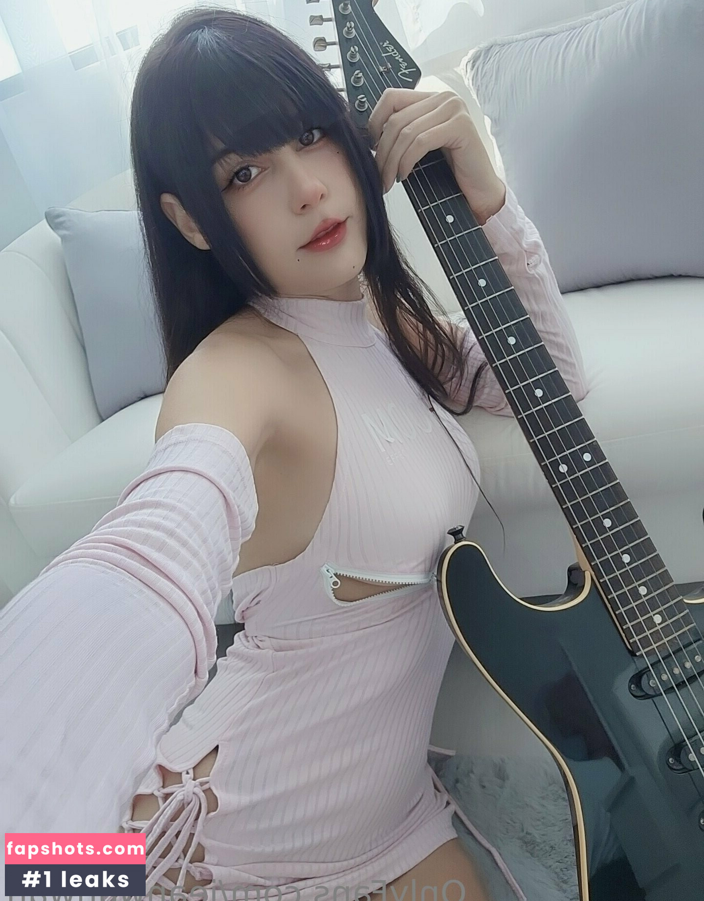 JeanWanWan gallery photo #430