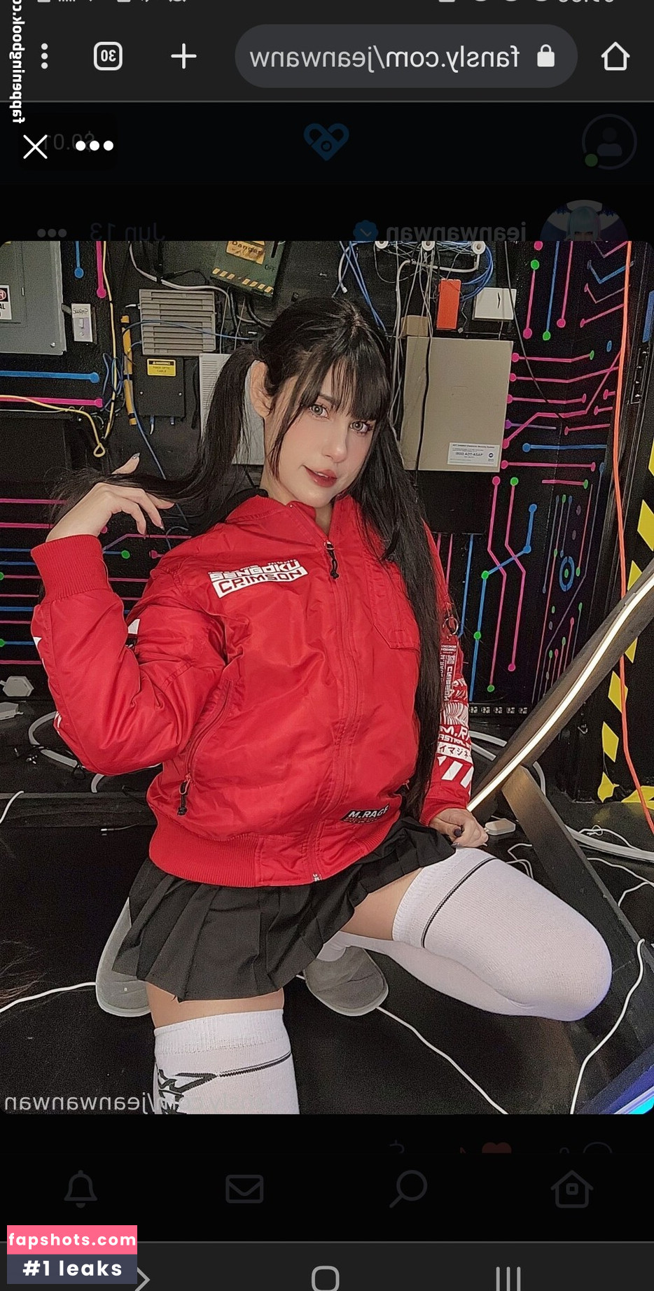 JeanWanWan gallery photo #456