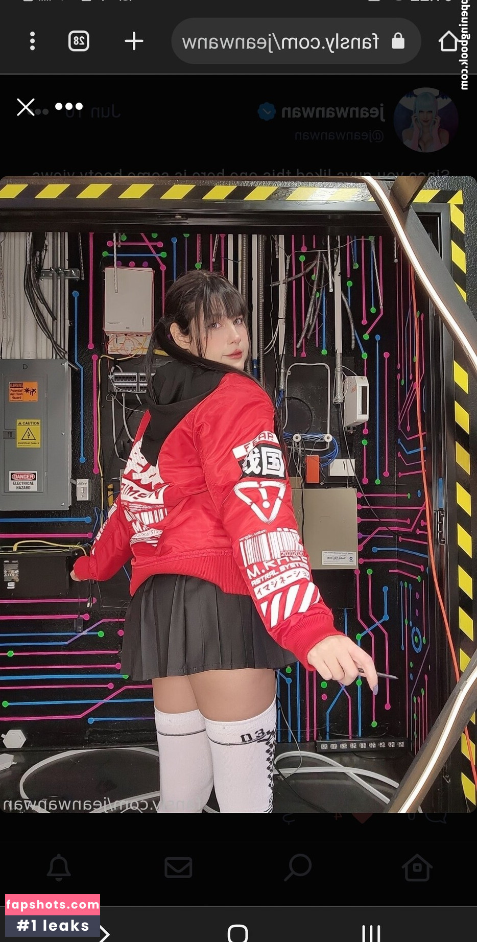 JeanWanWan gallery photo #465