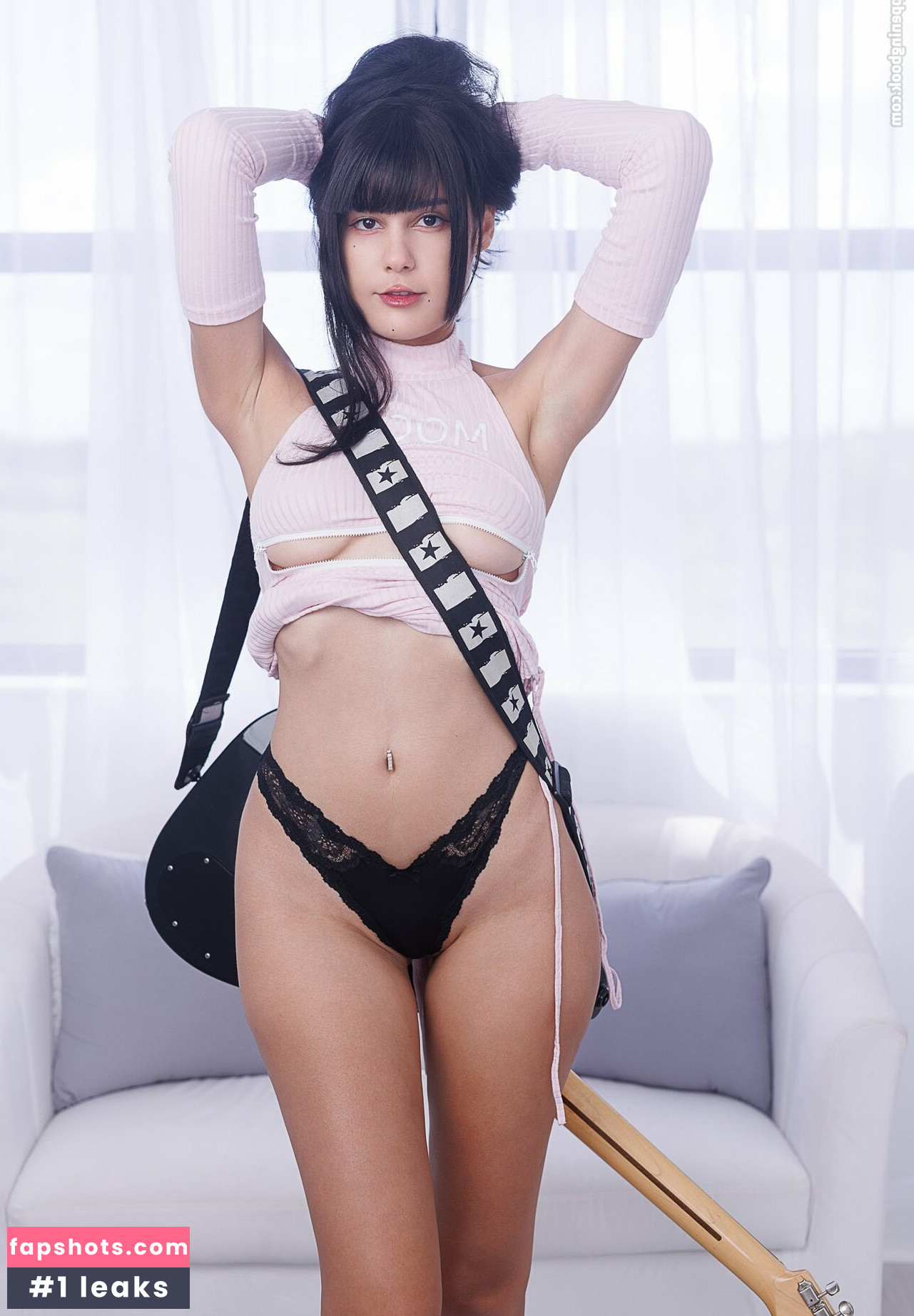 JeanWanWan gallery photo #551