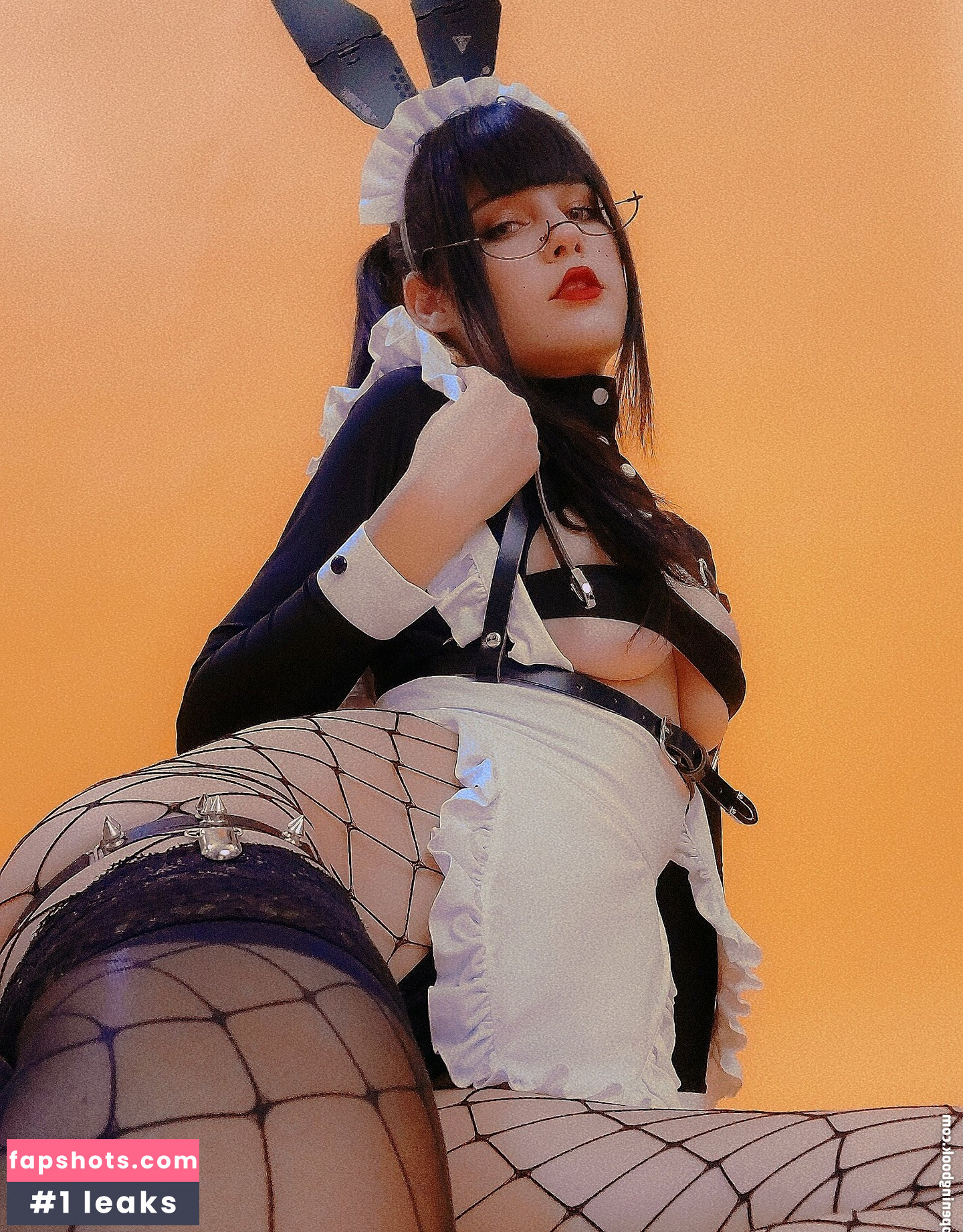 JeanWanWan gallery photo #560