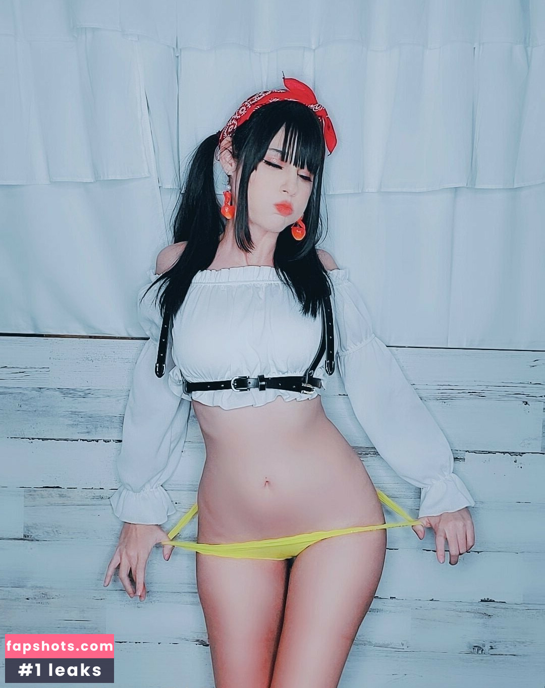 JeanWanWan gallery photo #586