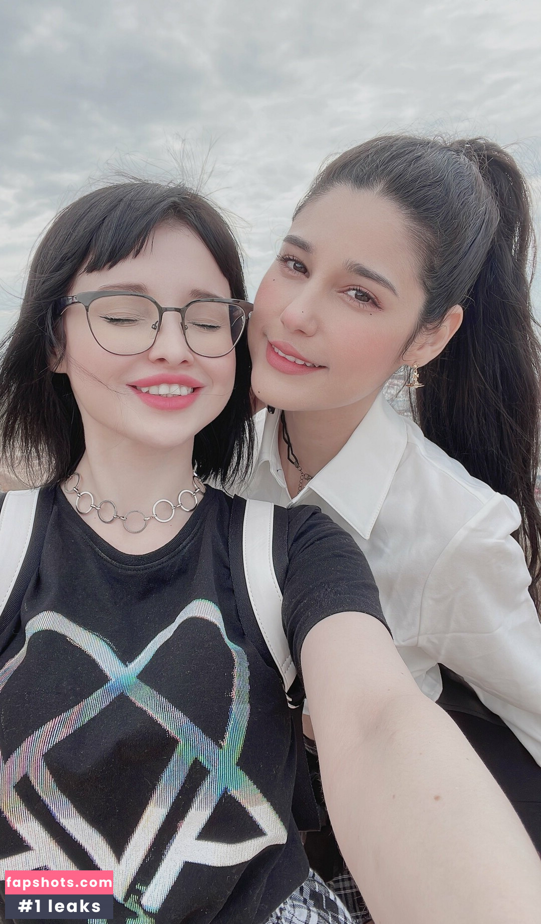 JeanWanWan gallery photo #592