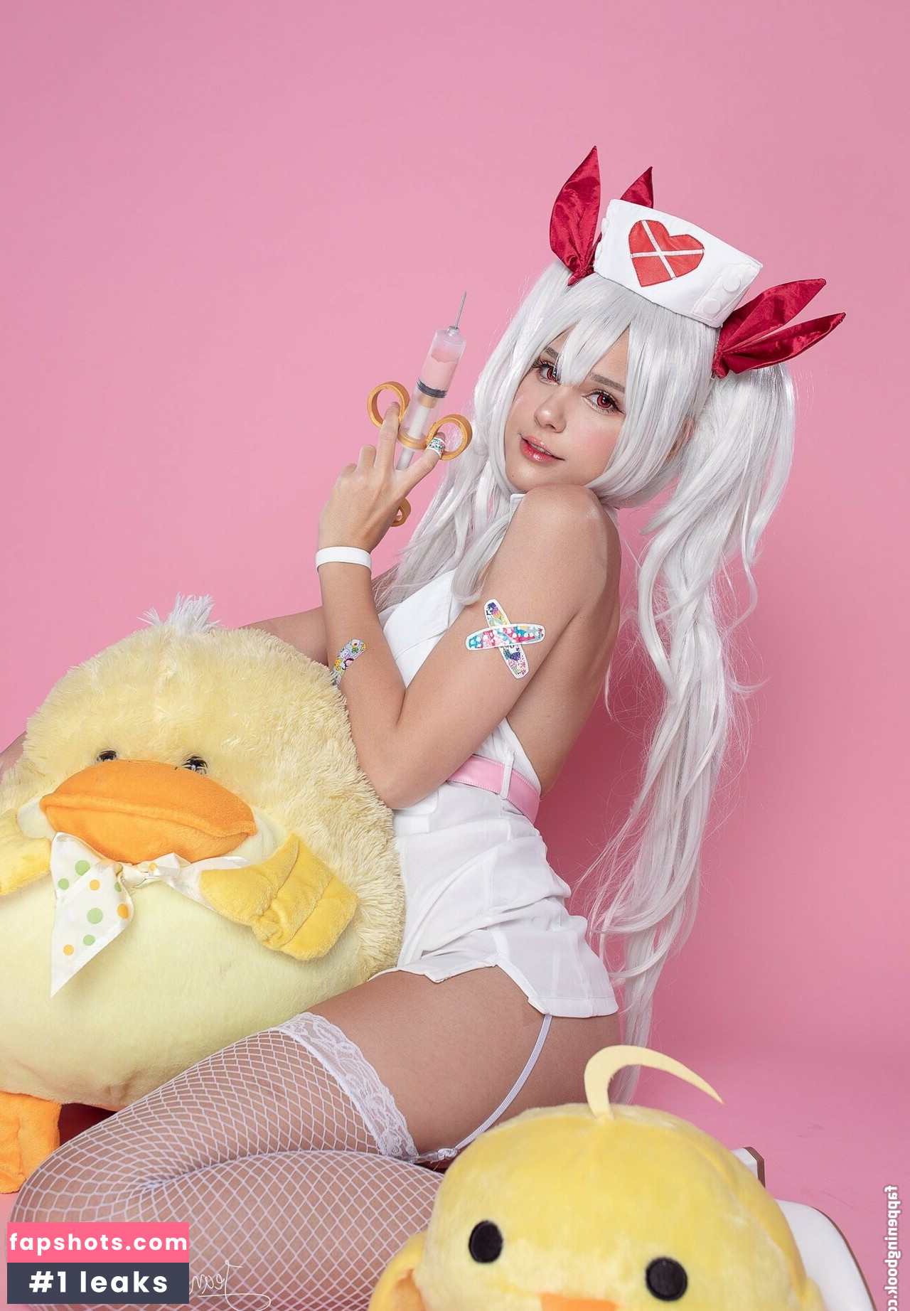 JeanWanWan gallery photo #596