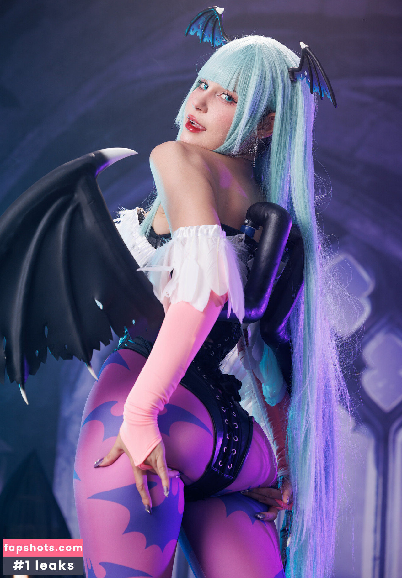 JeanWanWan gallery photo #90