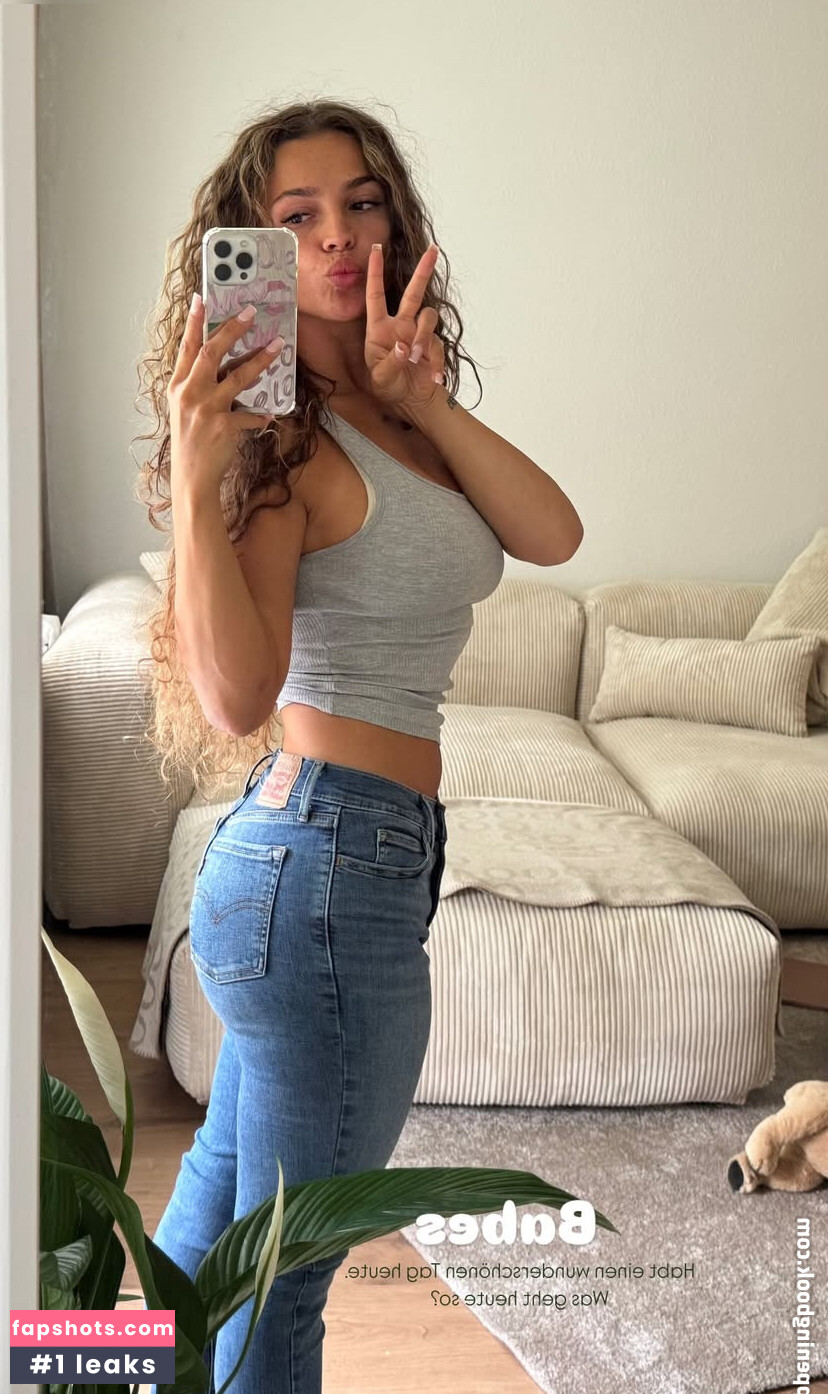 Jeje Lopes gallery photo #10