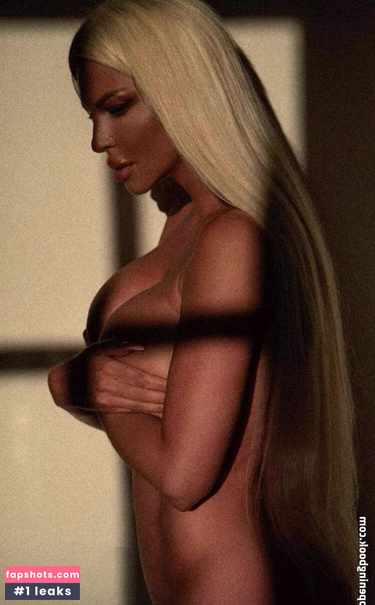 Jelena Karleusa Nude Leaks OnlyFans Photos #18 - LeakJerk