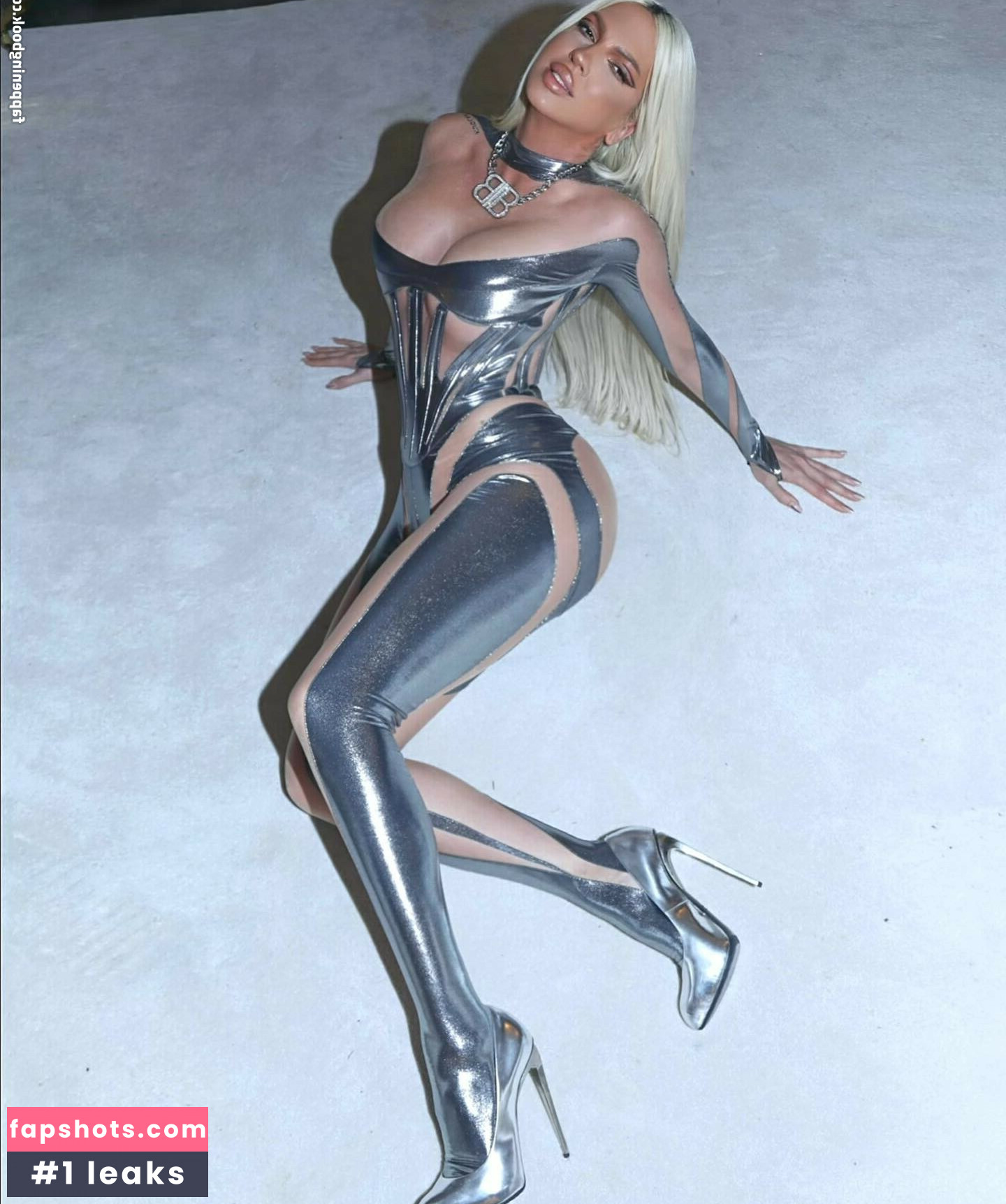 Jelena Karleusa Nude Leaks OnlyFans Photos #41 - LeakJerk