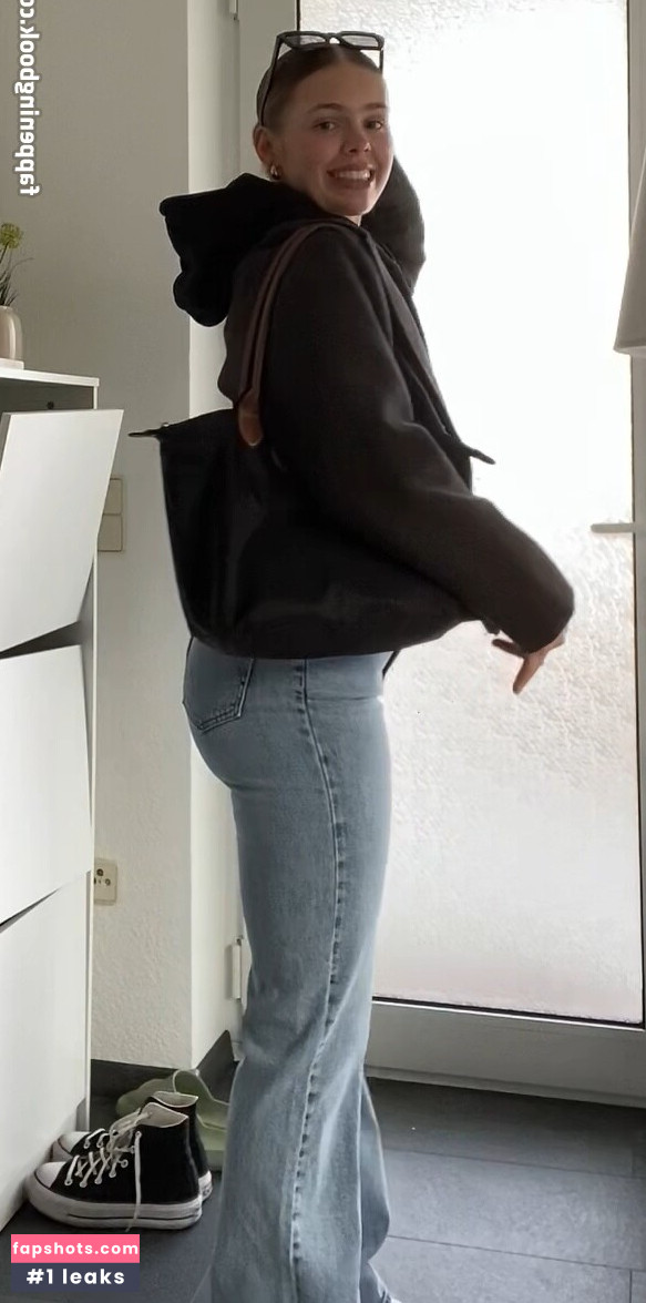 Jellefeline gallery photo #49