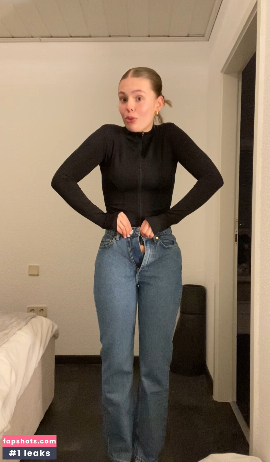 Jellefeline gallery photo #50