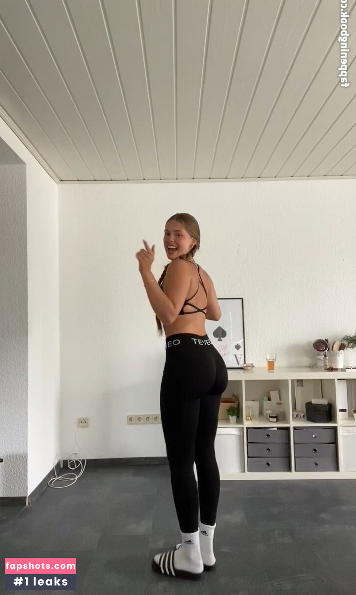 Jellefeline gallery photo #64