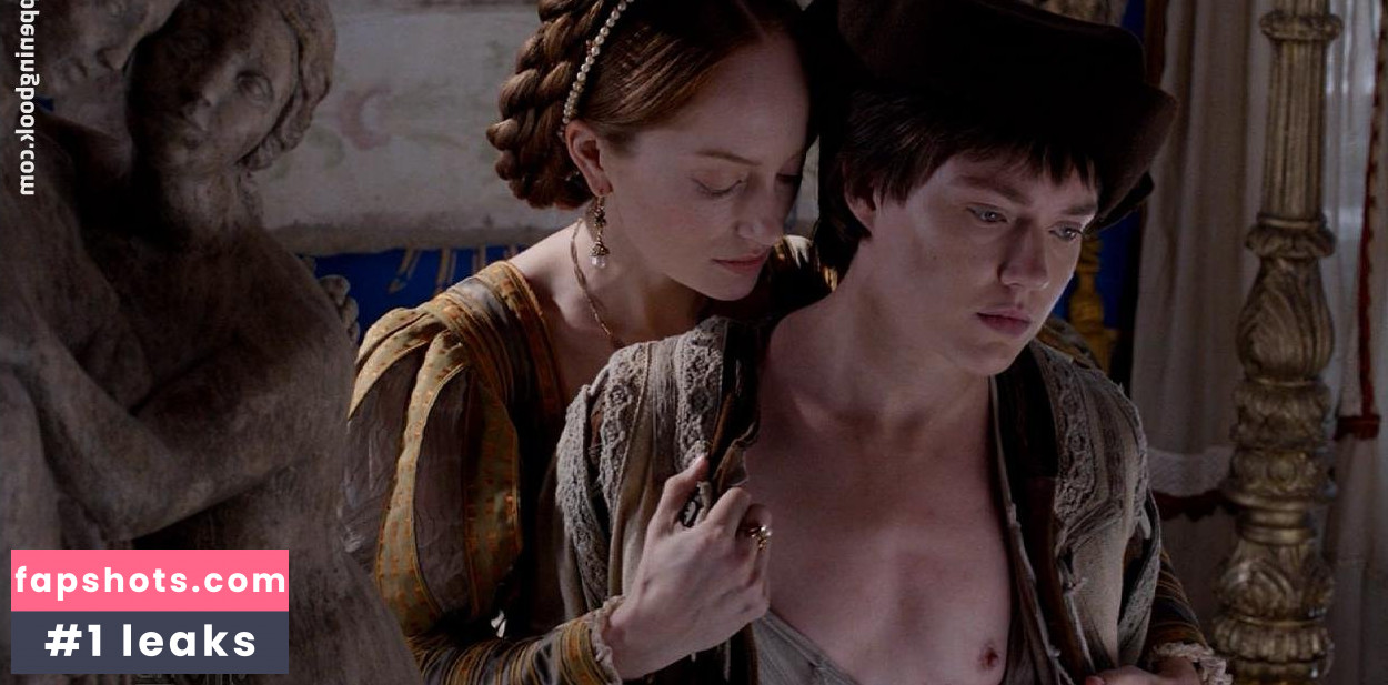 Jemima West gallery photo #12