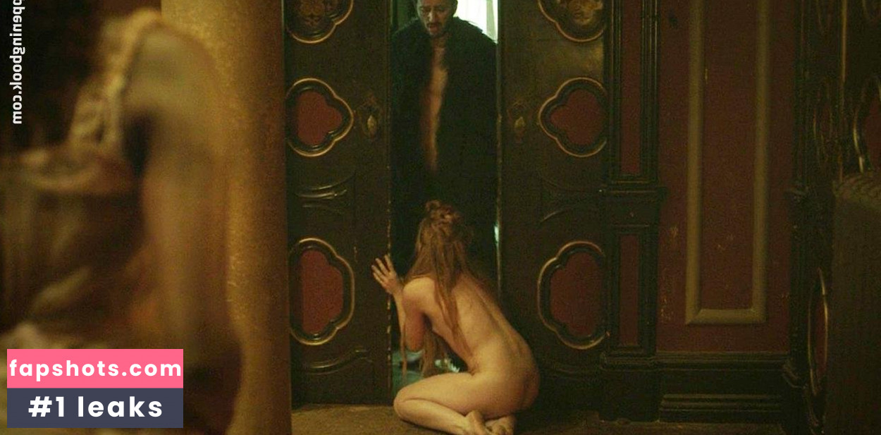 Jemima West gallery photo #15