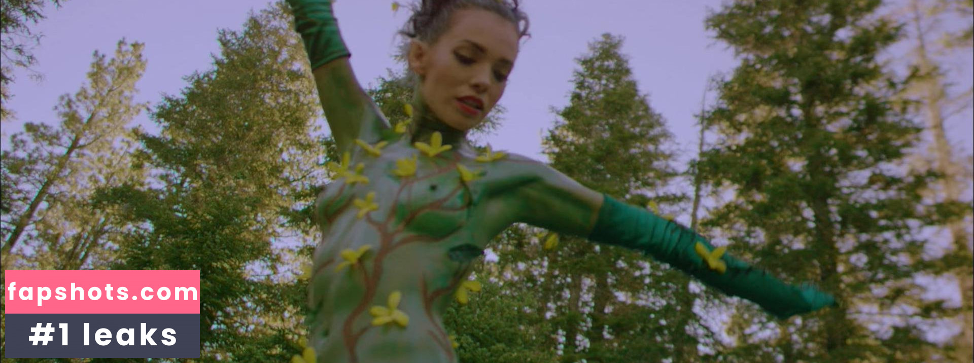 Jemma Dallender gallery photo #37