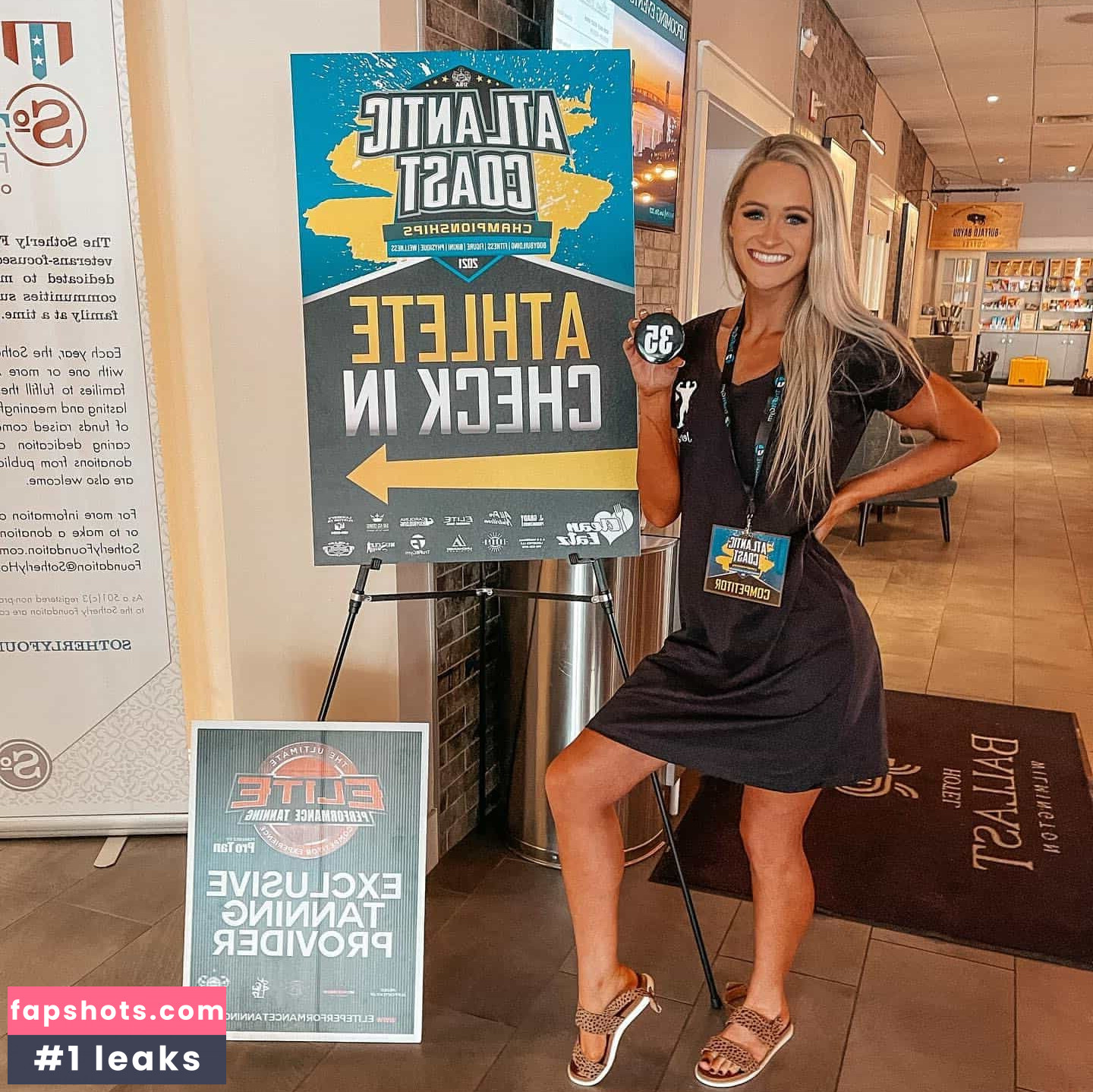 Jen Cardinal gallery photo #52