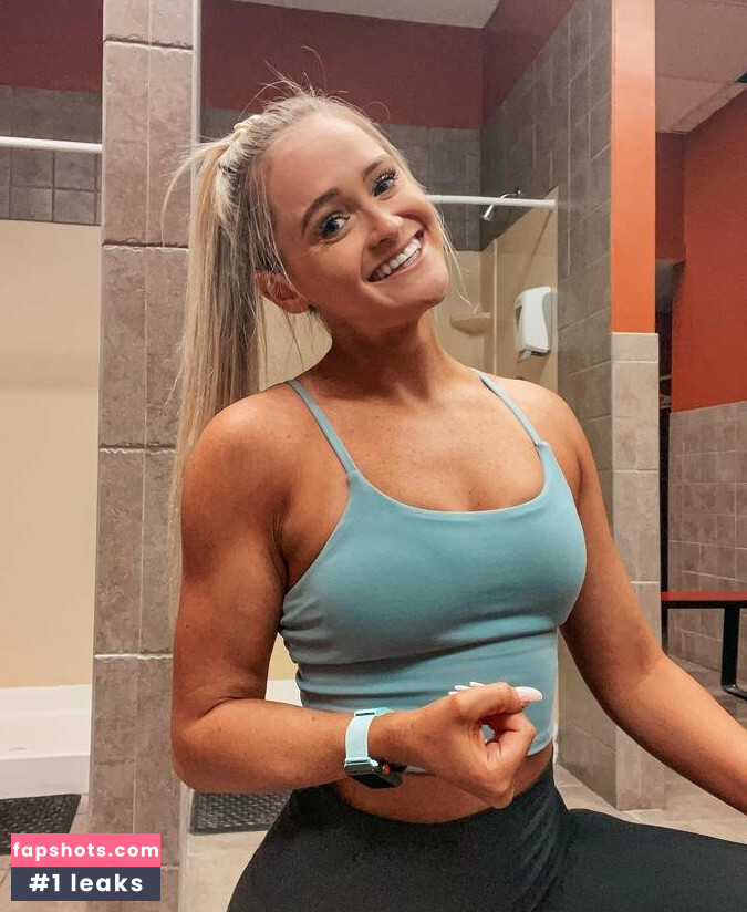 Jen Cardinal gallery photo #59