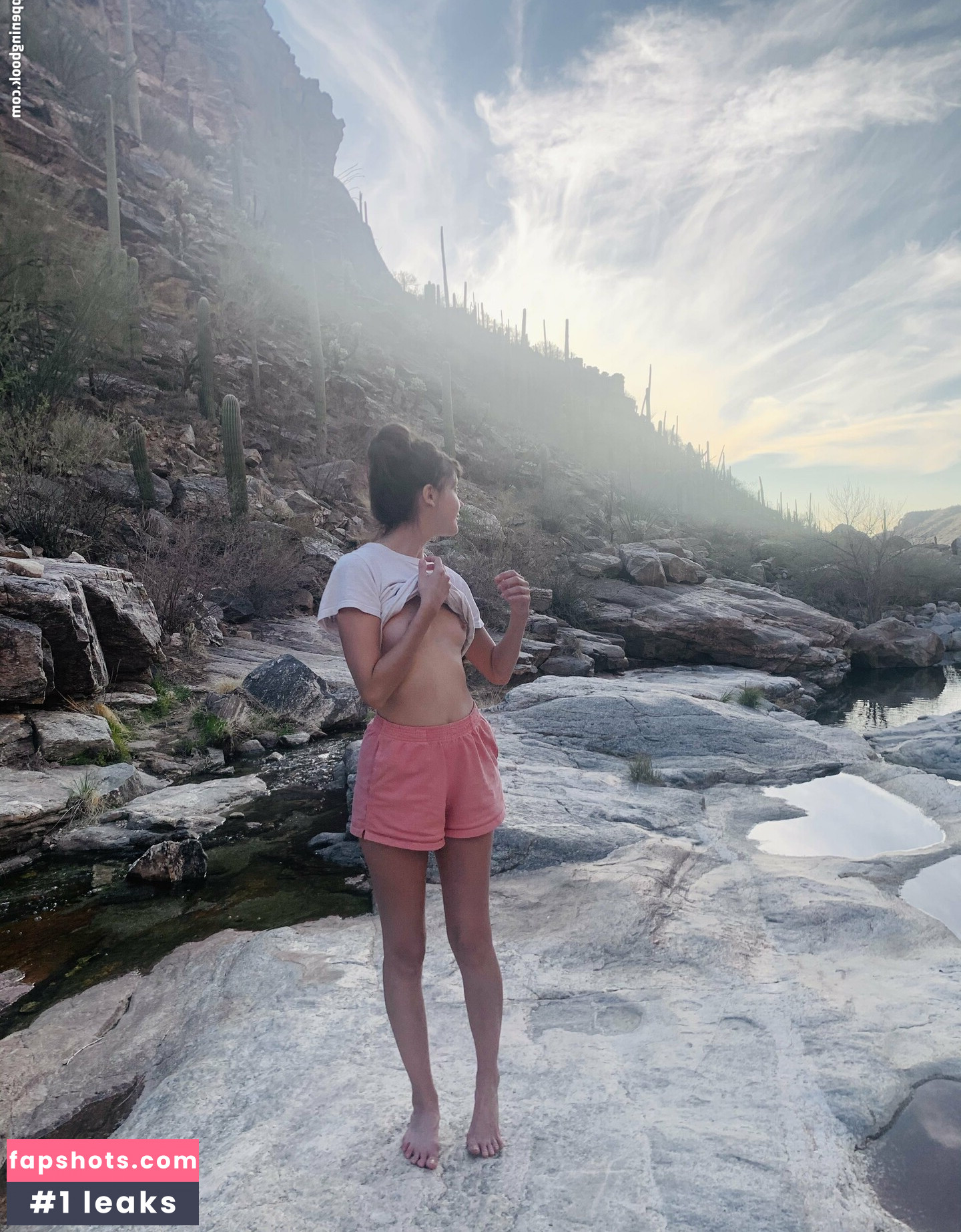 Jen Moon gallery photo #48