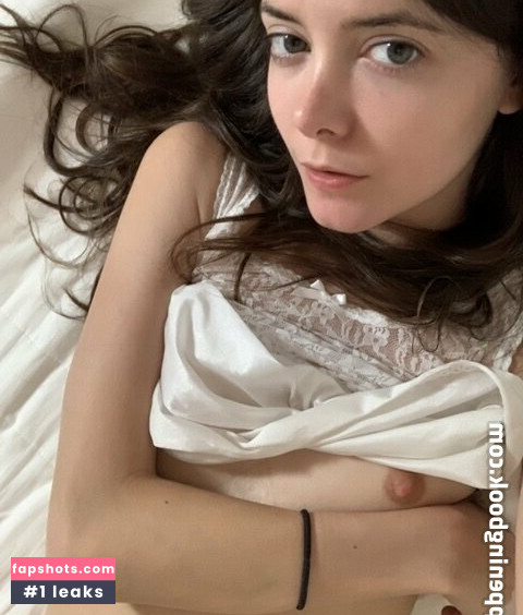 Jen Moon gallery photo #51