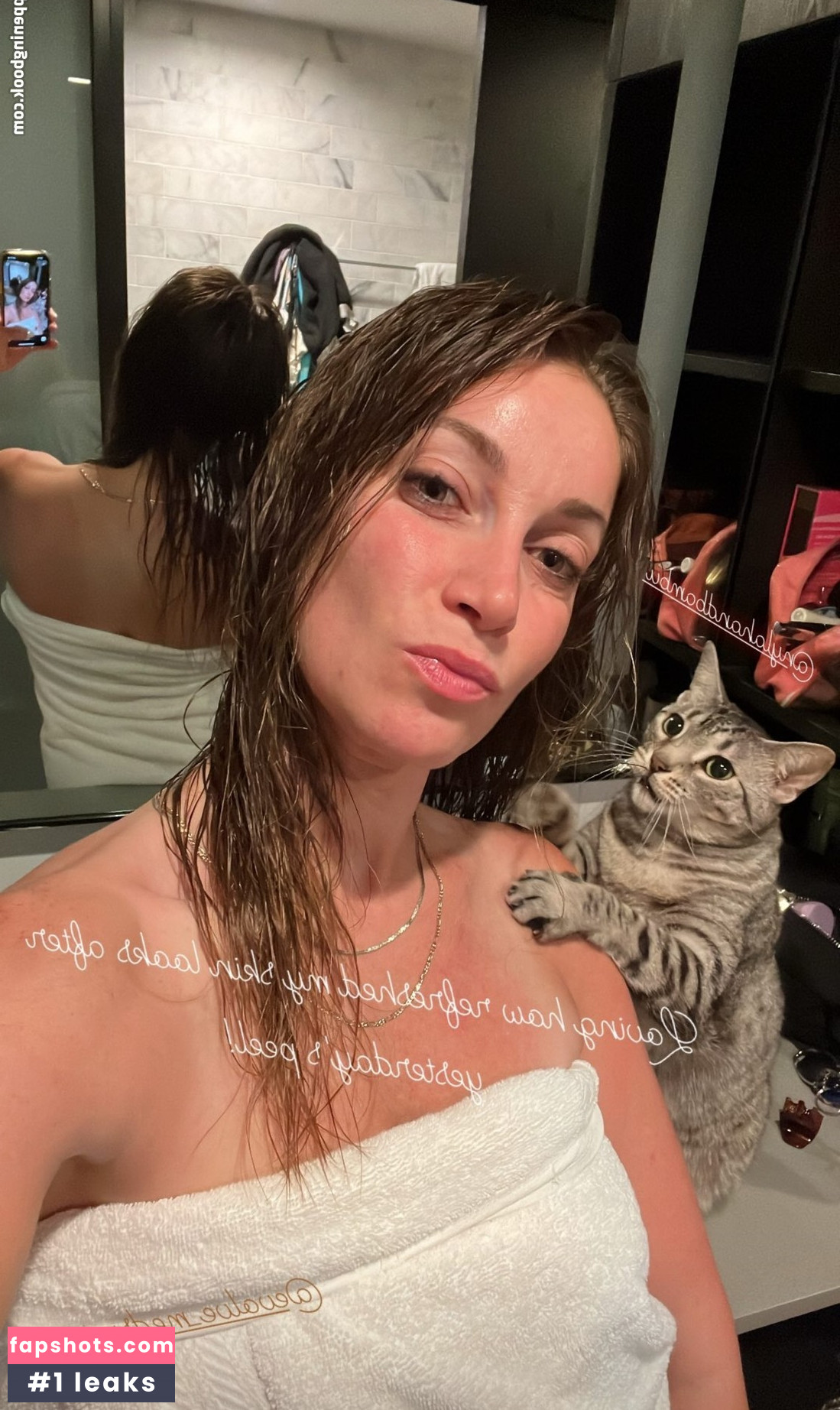 Jen Smith gallery photo #36