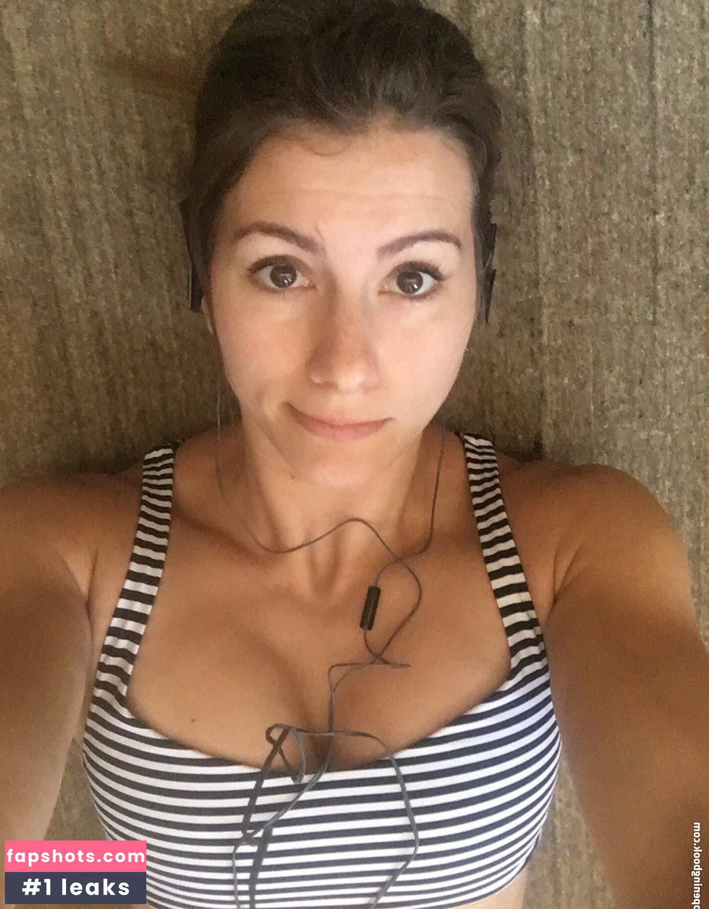 Jen Widerstrom gallery photo #5