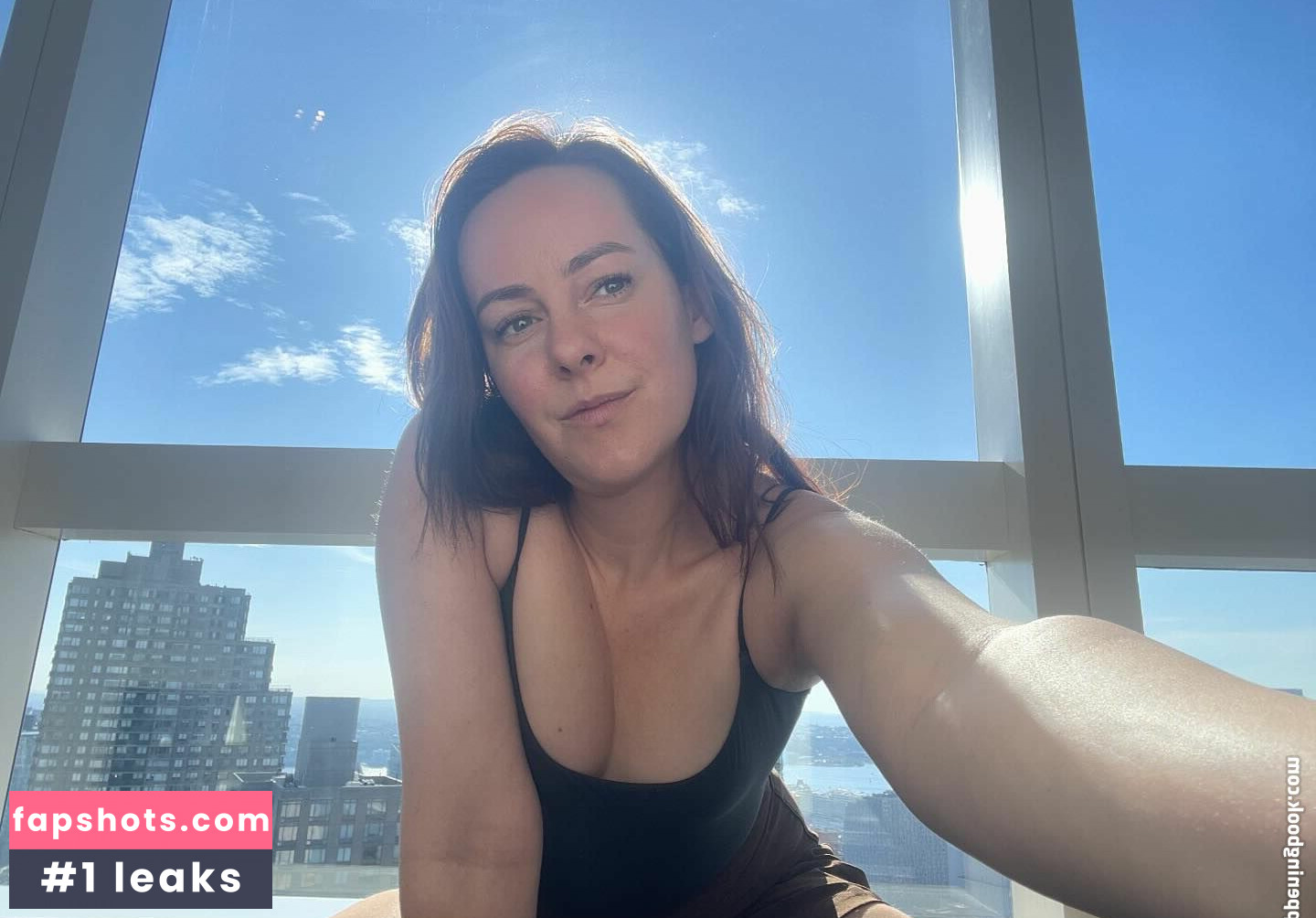 Jena Malone gallery photo #3