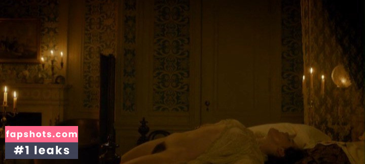 Jena Malone gallery photo #23