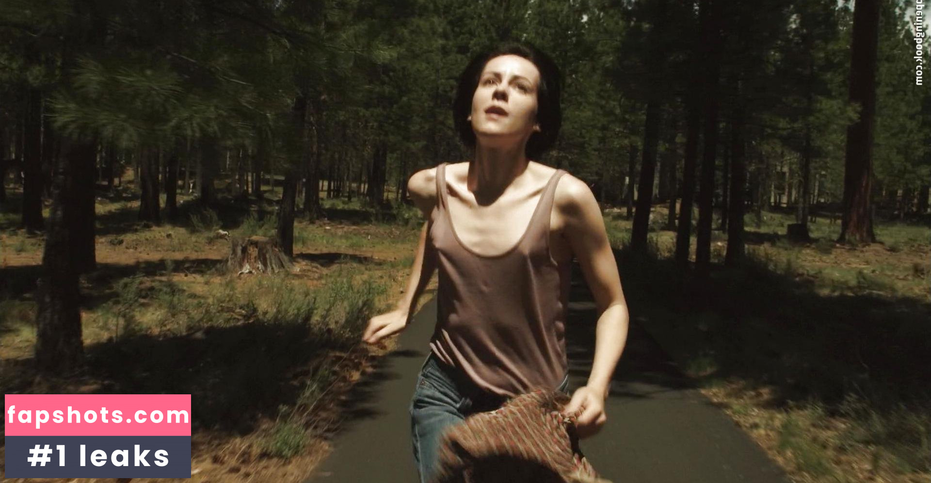 Jena Malone gallery photo #32