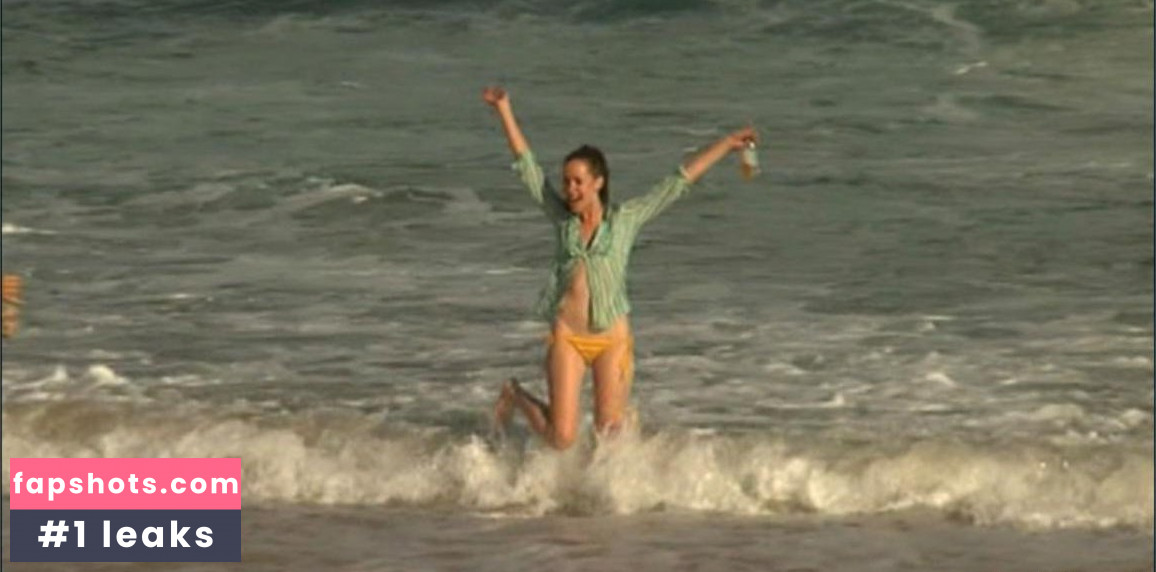 Jena Malone gallery photo #39