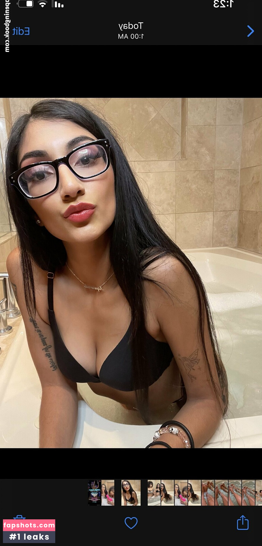 Jenelle Mathew gallery photo #46