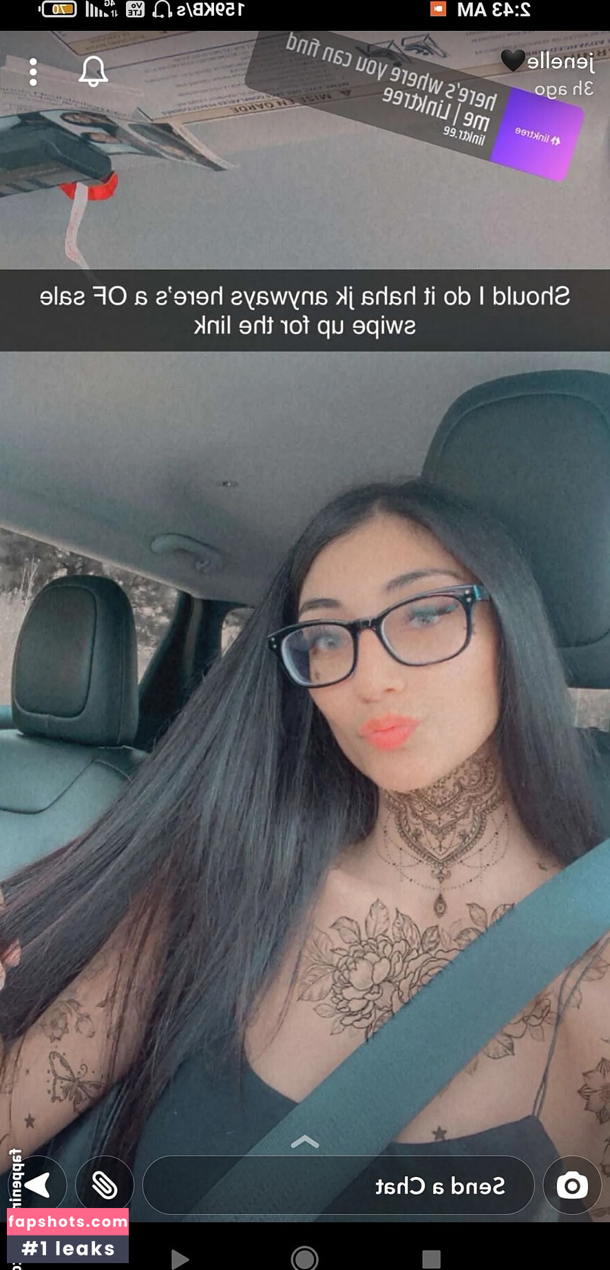 Jenelle Mathew gallery photo #9