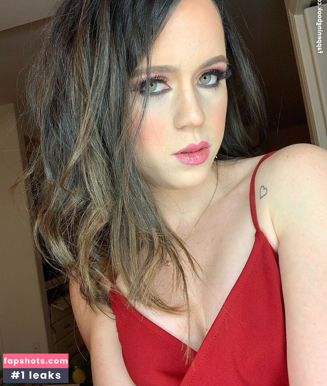 jenhearts247 gallery photo #18