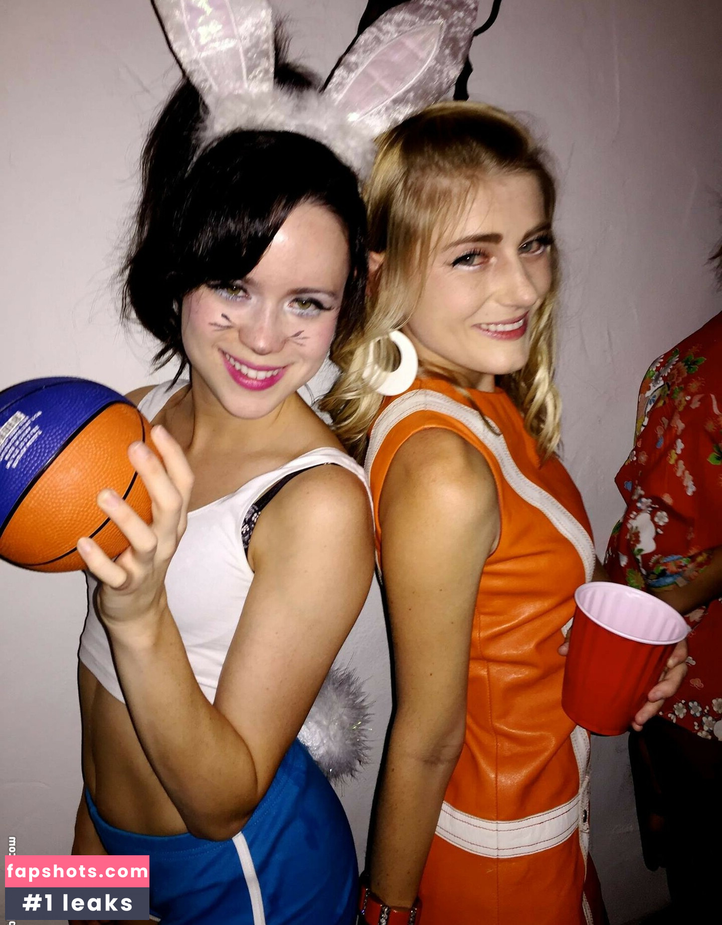 jenhearts247 gallery photo #4