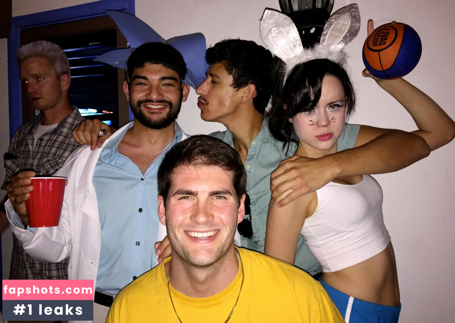 jenhearts247 gallery photo #9