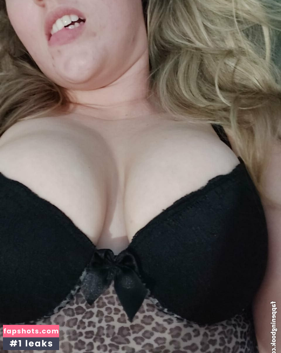 jenifershimada gallery photo #3