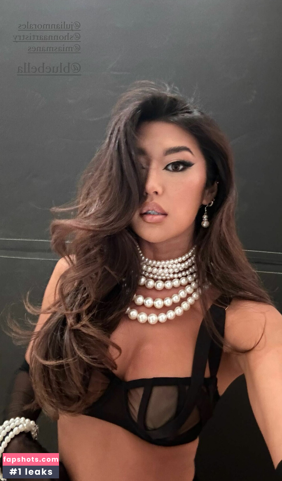 Jenn Lee gallery photo #46