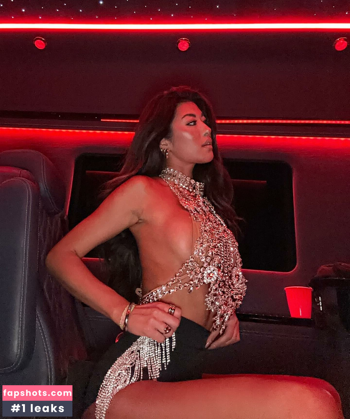 Jenn Lee gallery photo #49