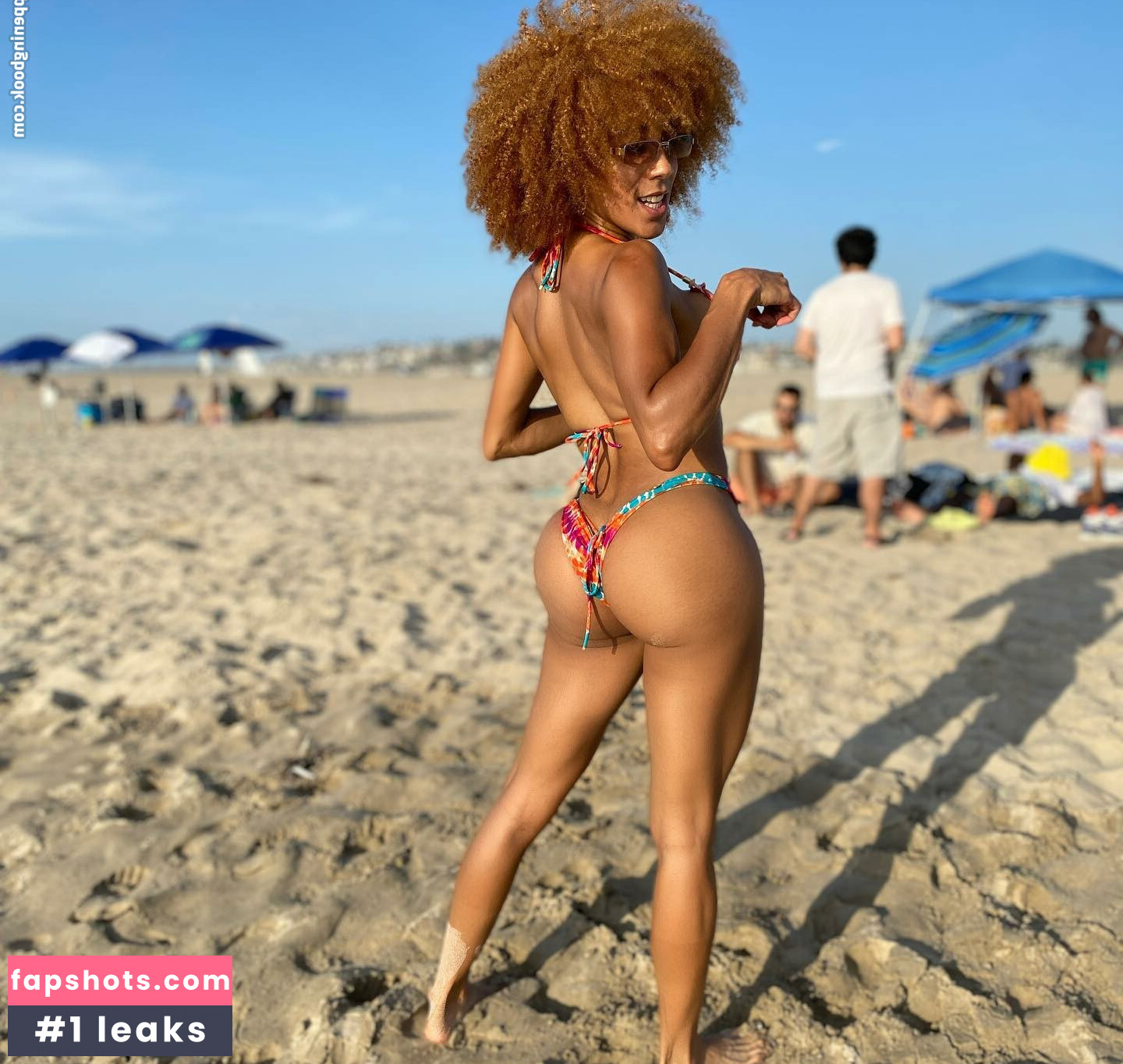 Jenn Morel gallery photo #21