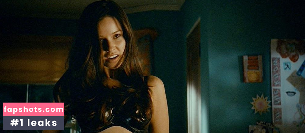 Jenn Proske nude babe gallery