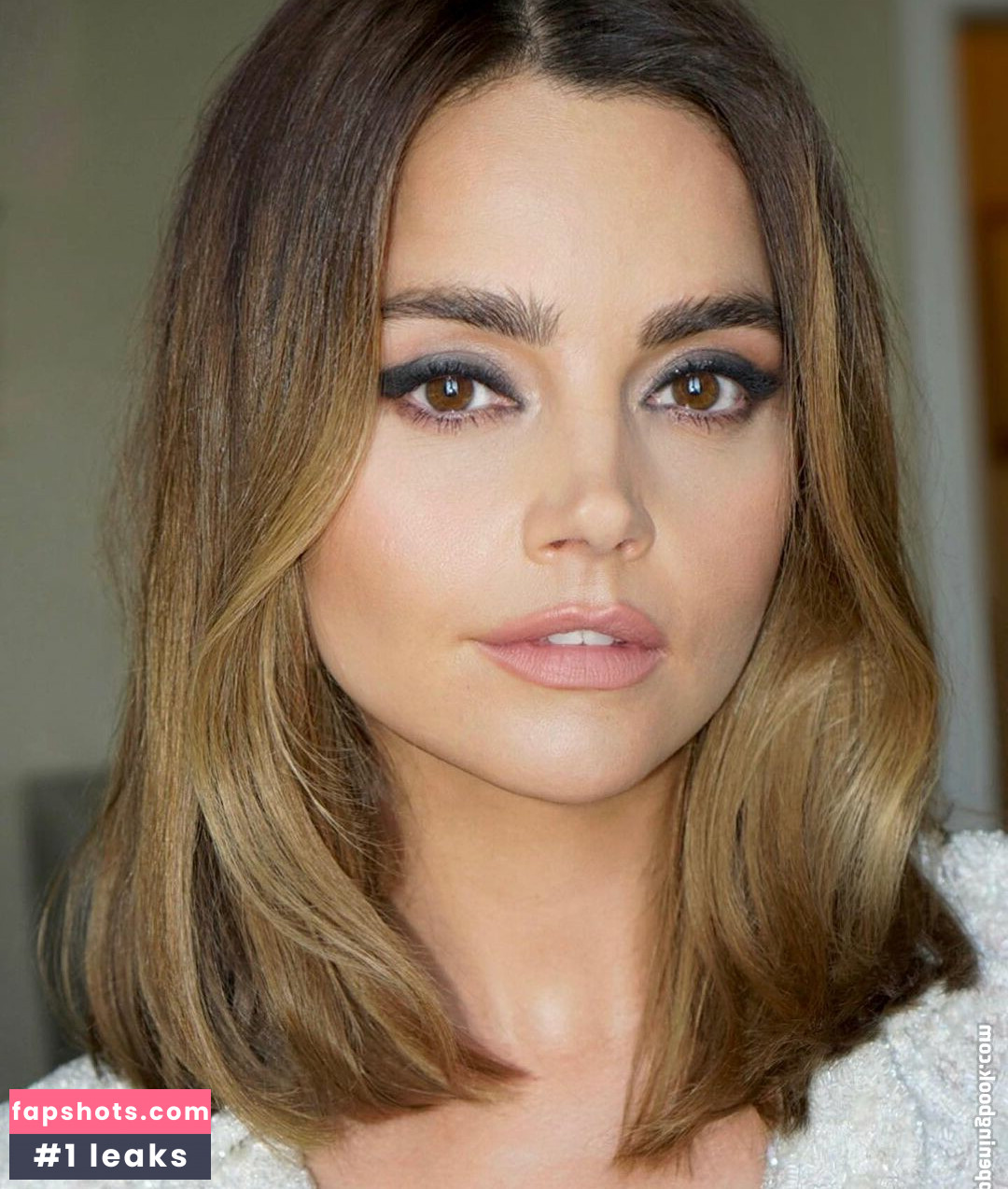 Jenna Coleman gallery photo #60