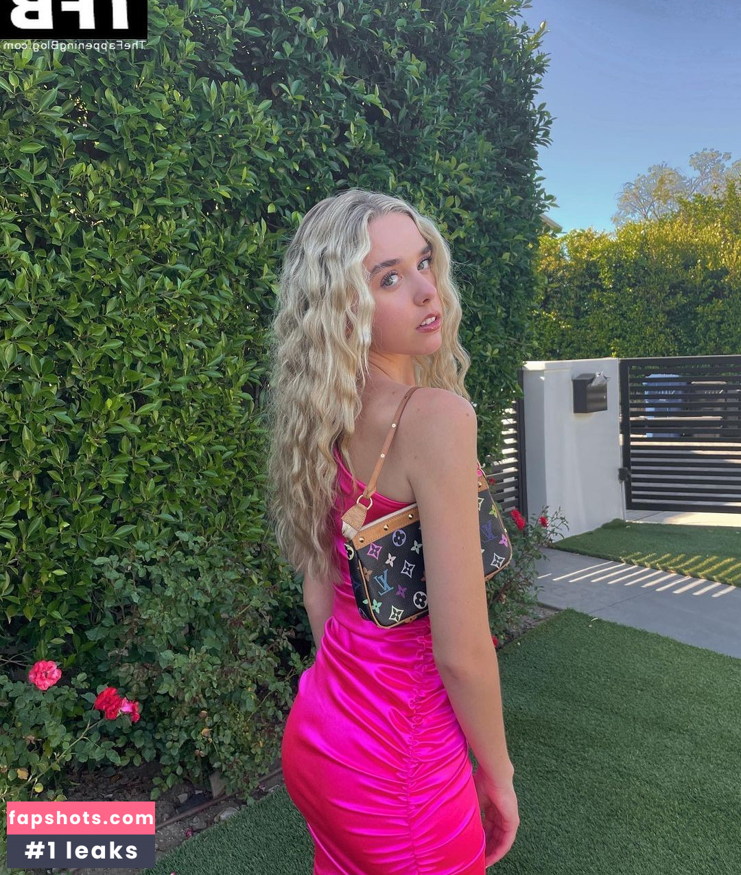 Jenna Davis gallery photo #54