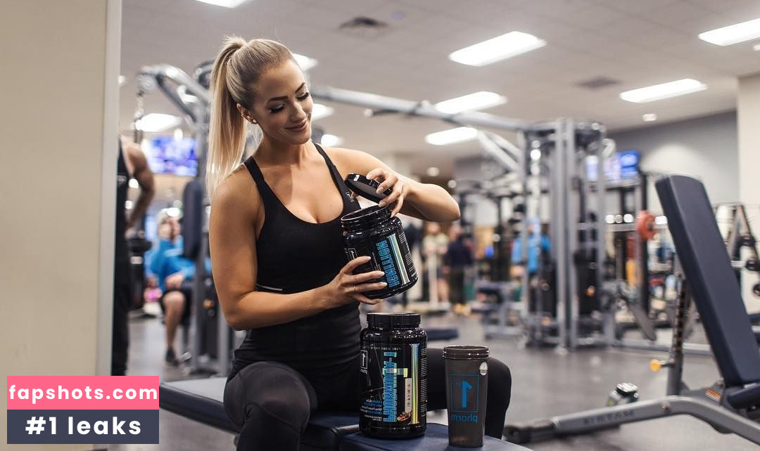 Jenna Fail gallery photo #10