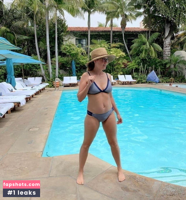 Jenna Fischer gallery photo #11