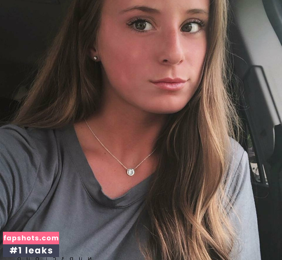 Jenna Hayworth nude babe gallery