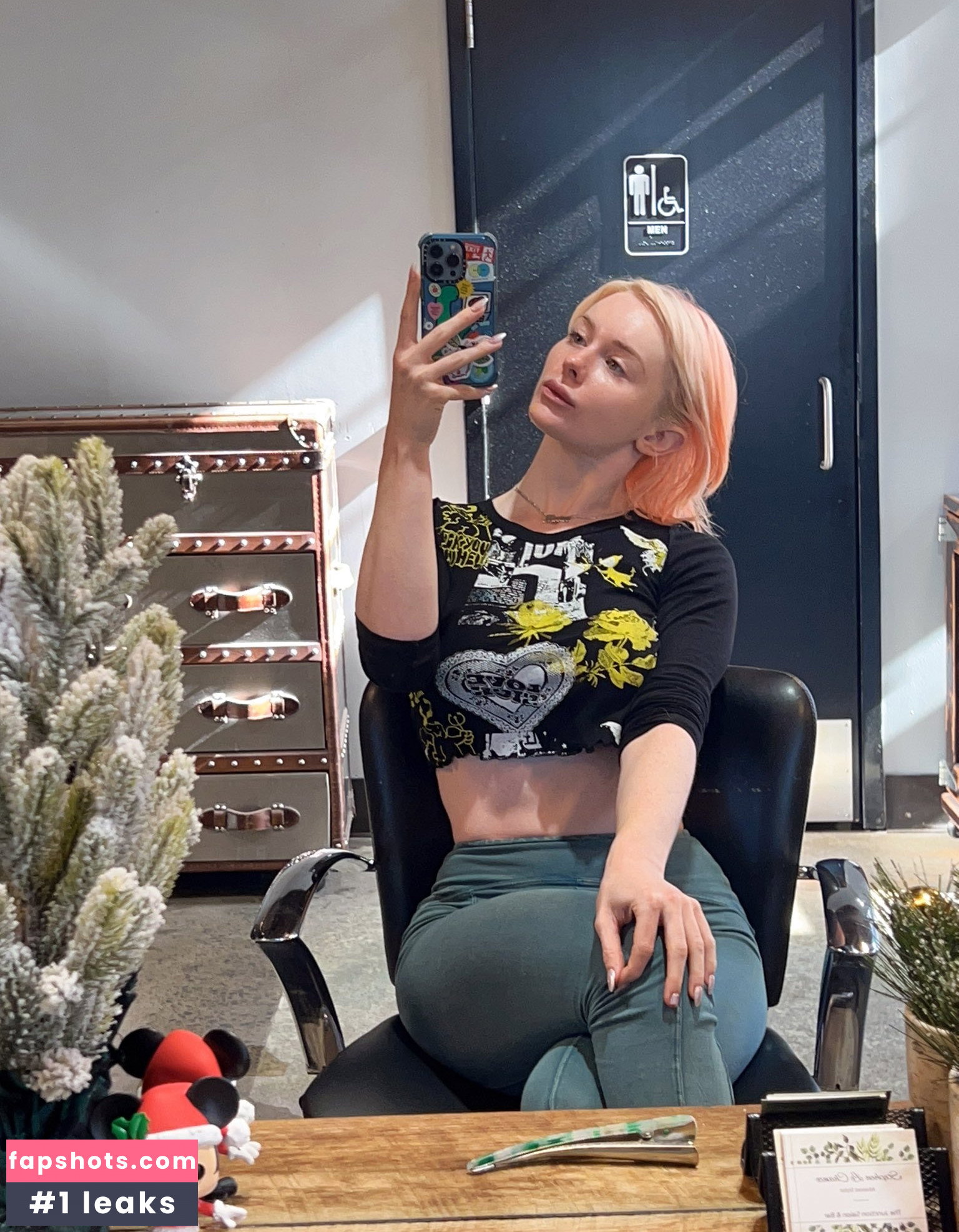 Jenna Lynn Meowri gallery photo #3310