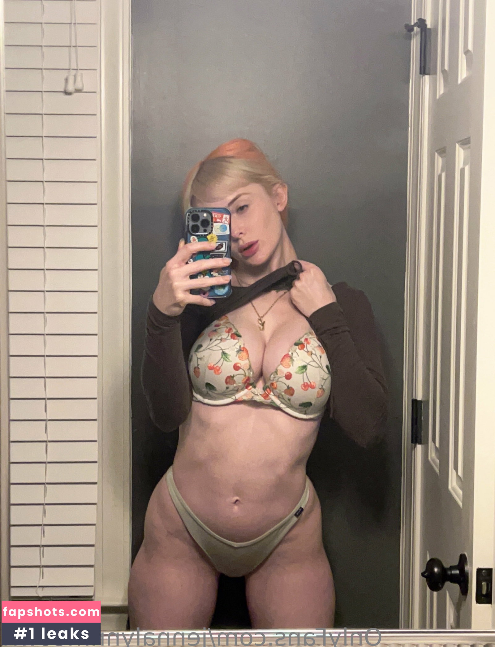 Jenna Lynn Meowri gallery photo #2993