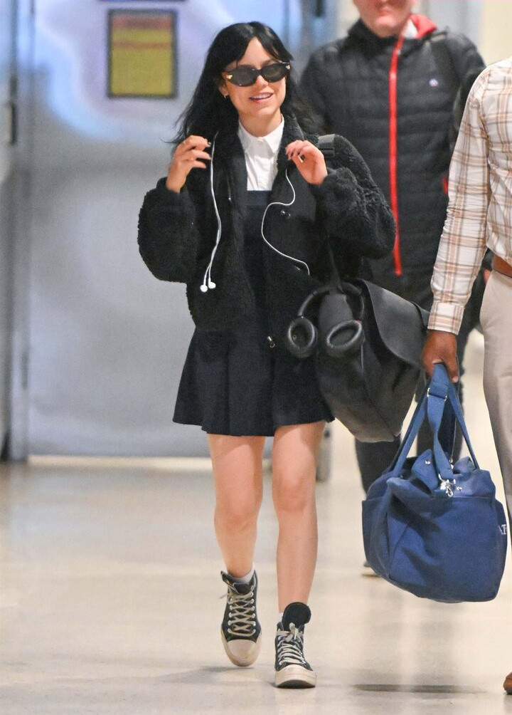 jenna-ortega-1 Nahé úniky fotek pouze od fanoušků #1177 - Fapshots