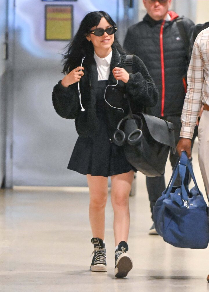 jenna-ortega-1 Nahé úniky fotek pouze od fanoušků #1178 - Fapshots