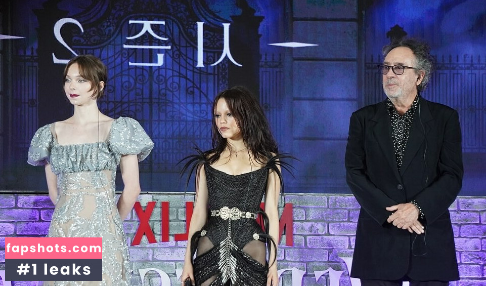 Jenna Ortega gallery photo #219