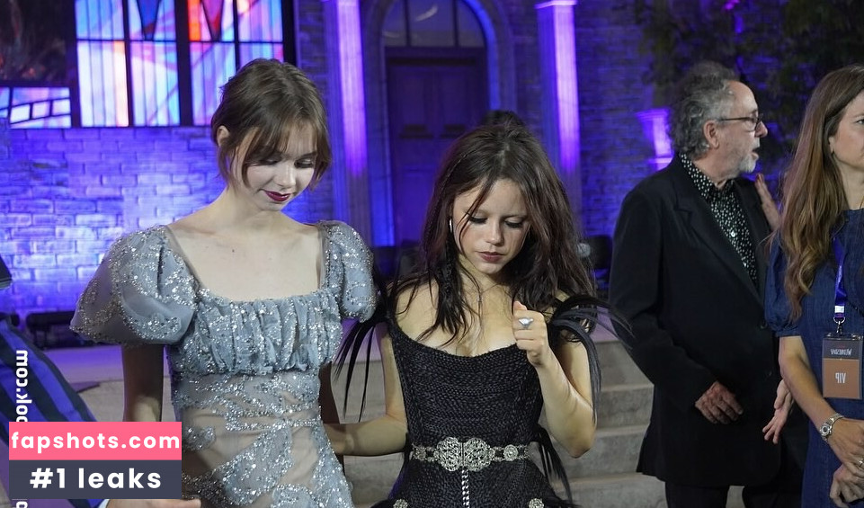 Jenna Ortega gallery photo #239