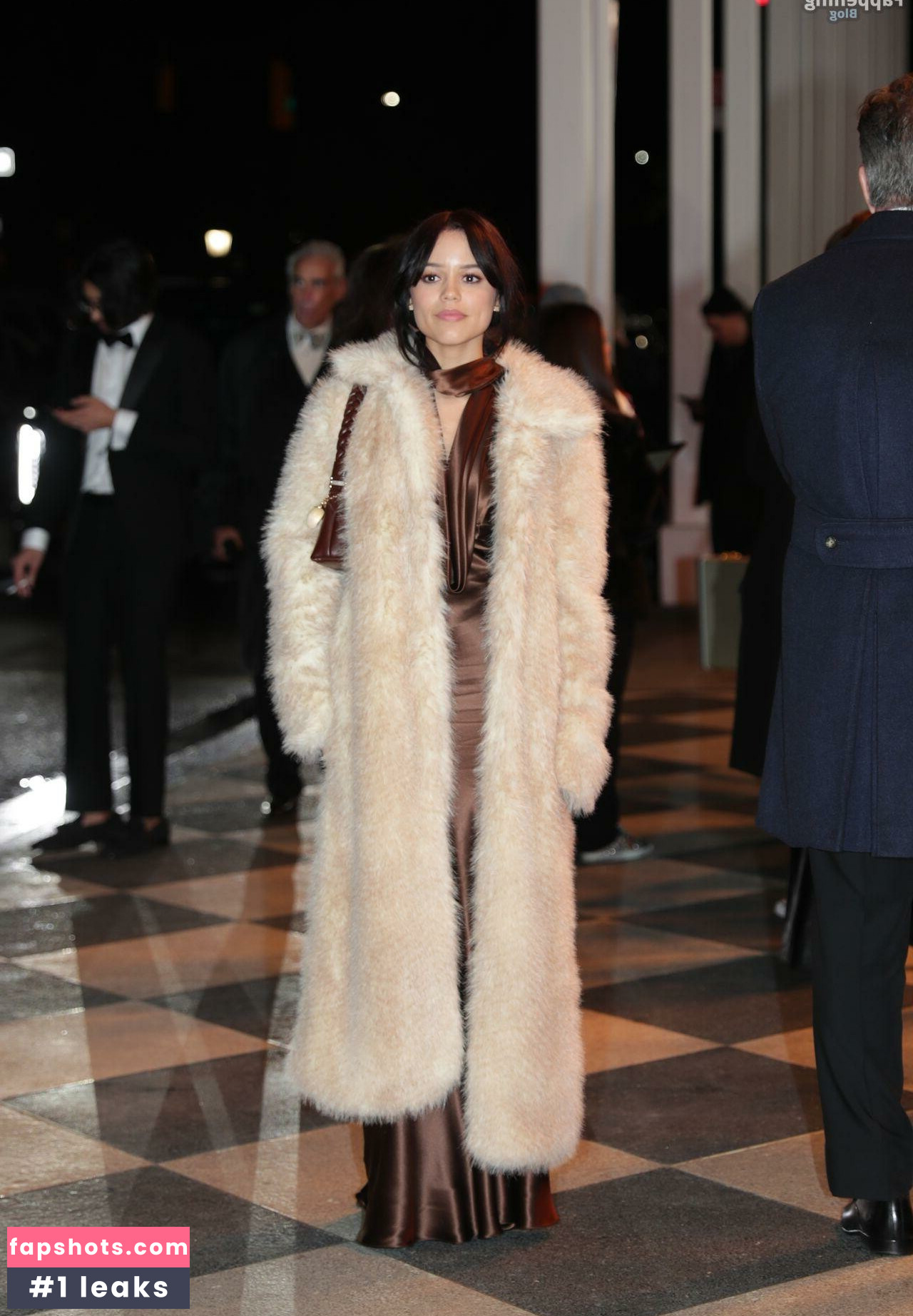 Jenna Ortega gallery photo #345